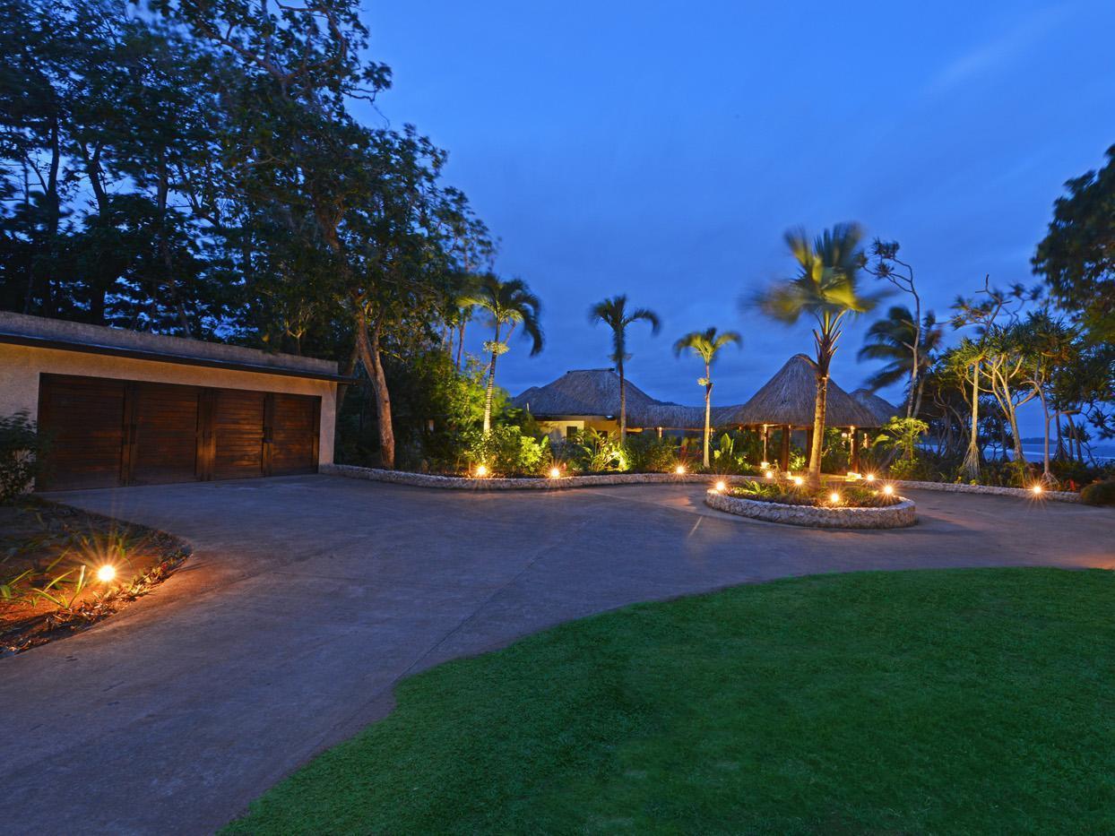 Wavi Island Hotel Naindi Exterior foto